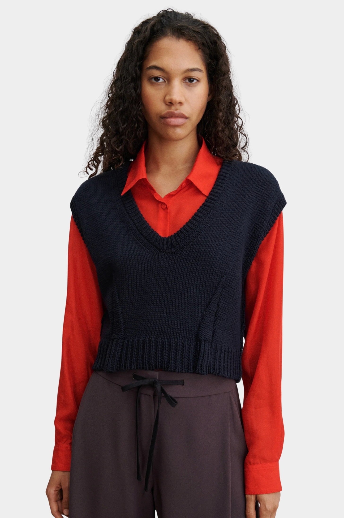 Rachel Comey Corsa Top navy chunky cotton knit V-neck vest cropped front view