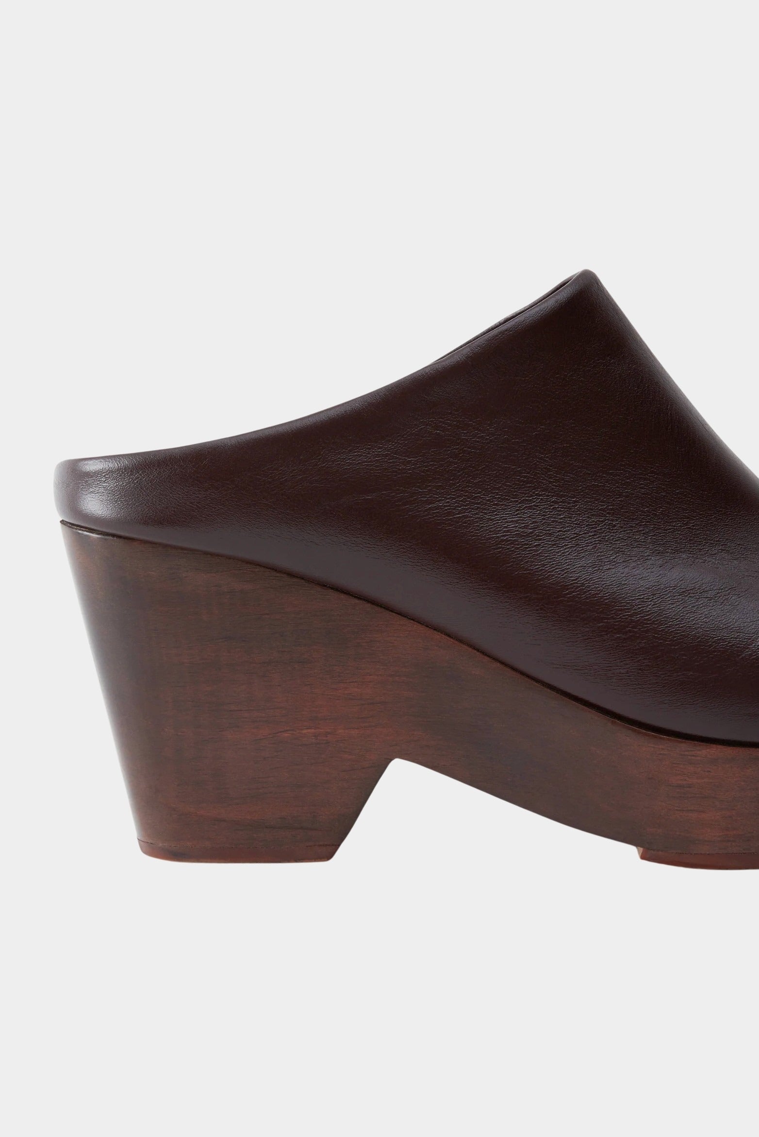 Rachel Comey Gammon Clog Auburn close up showing leather upper and wood heel