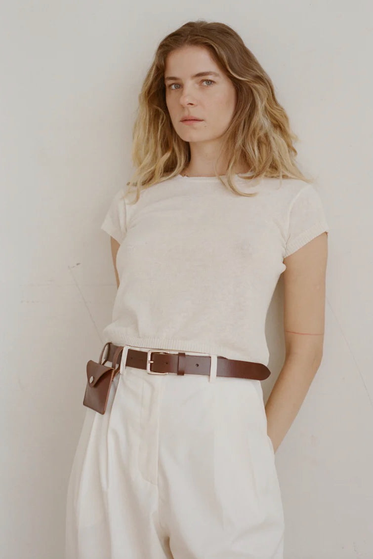 Shaina Mote Classic Belt Cognac styled with ivory trousers brown leather belt silver buckle