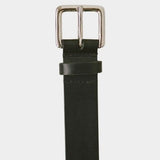 Shaina Mote Classic Belt Black detail silver buckle black leather belt classic hardware