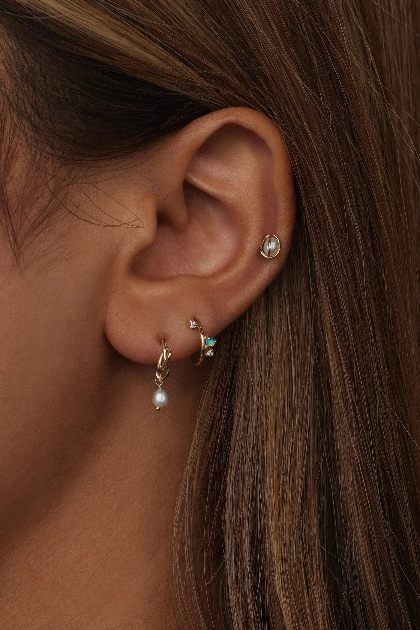 wwake - Caged Pearl Stud Earring - Earrings - YUCCA, artistic jewelry for women, boutique near me.