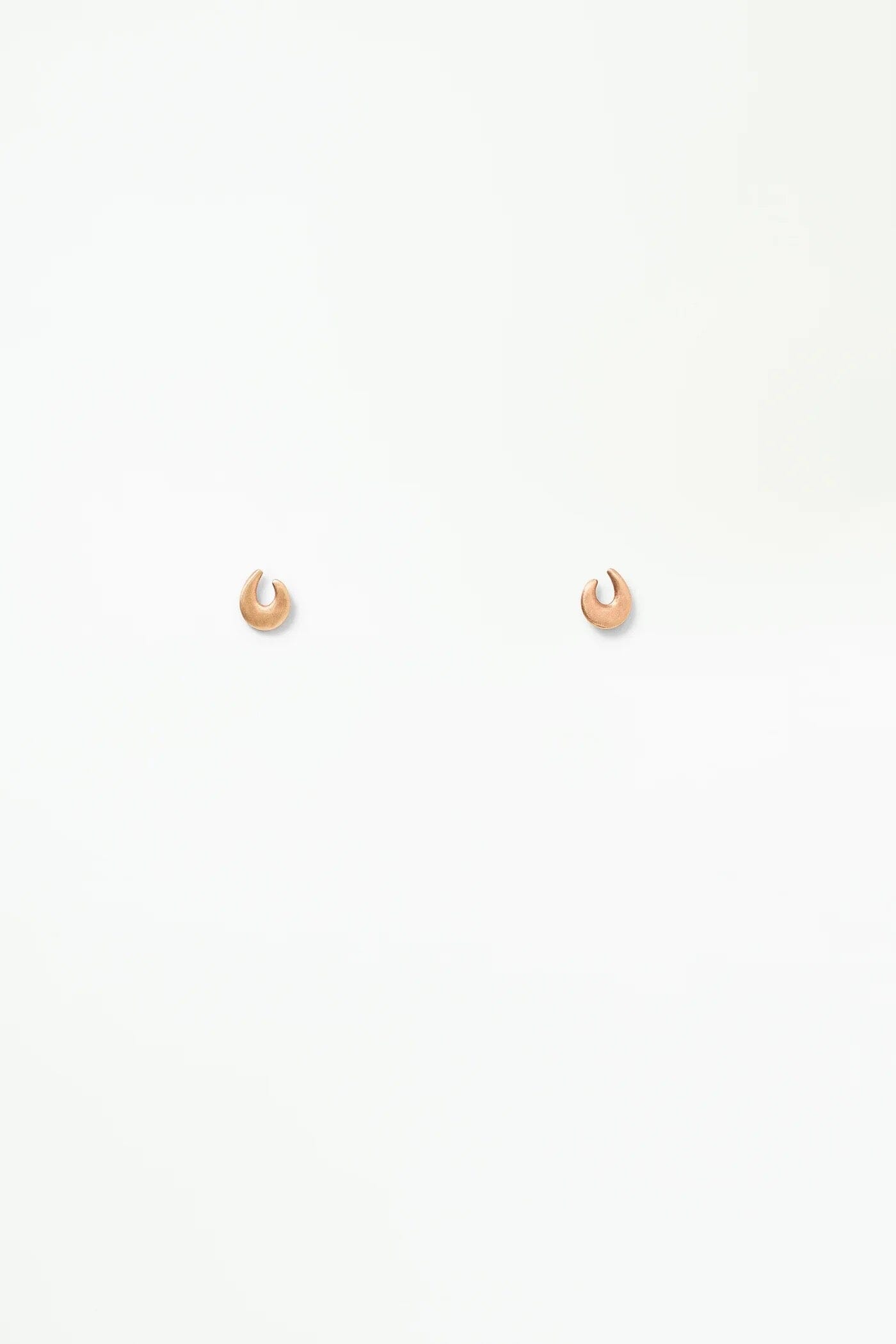 WWAKE | Crescent Wisp Earring - SHOP YUCCA Earrings WWAKE - YUCCA 