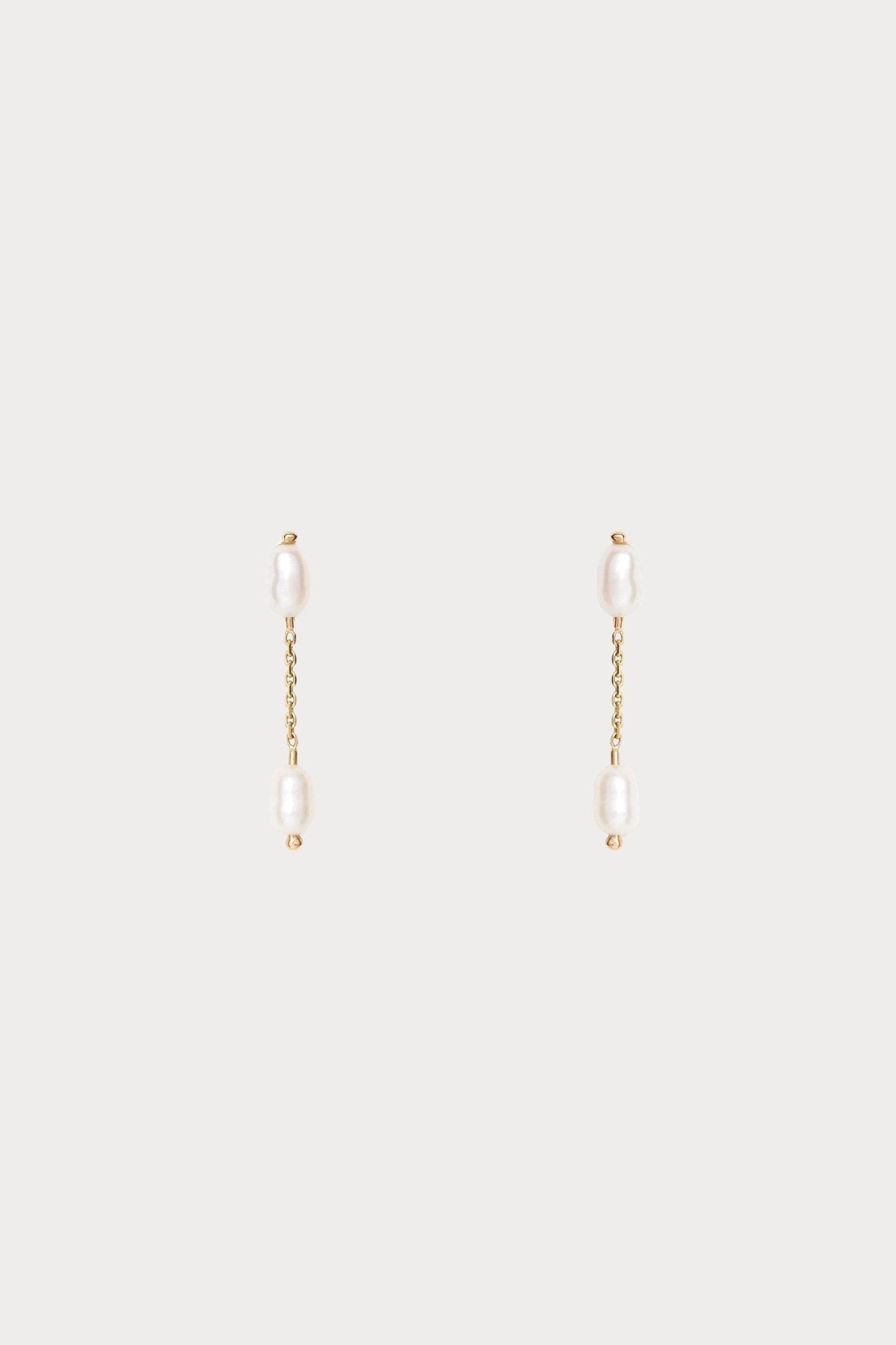 WWAKE - Short Pearl Shower Earring - Earrings - YUCCA, Artistic jewelry for women, boutique near me.